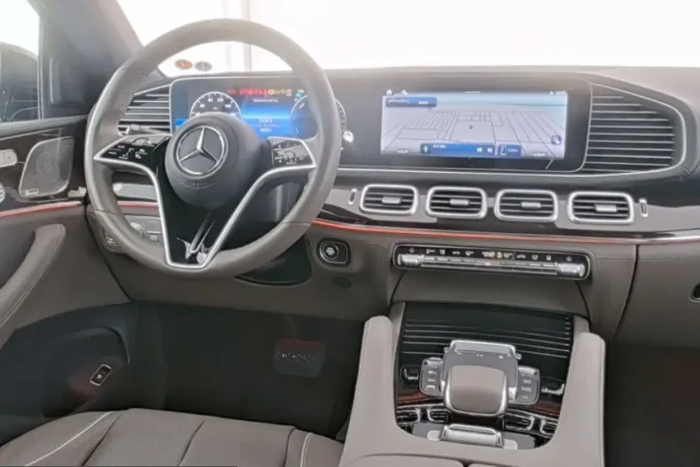 Mercedes-Benz GLE 350 (Clasa GLE) din 2025 cu 48.500 km - oferta MER266268 - foto 7