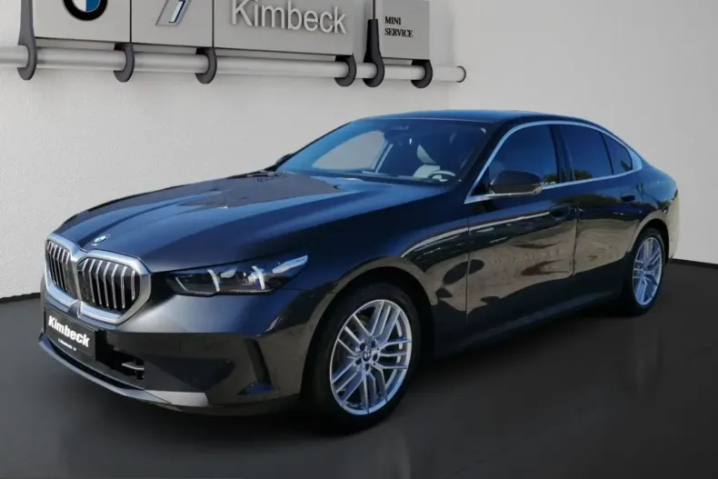 BMW 520 (Seria 5) din 2025 cu 19.668 km - oferta BMW266278 - foto 1