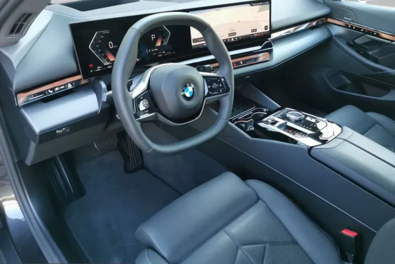 BMW 520 (Seria 5) din 2025 cu 19.668 km - oferta BMW266278 - foto 4