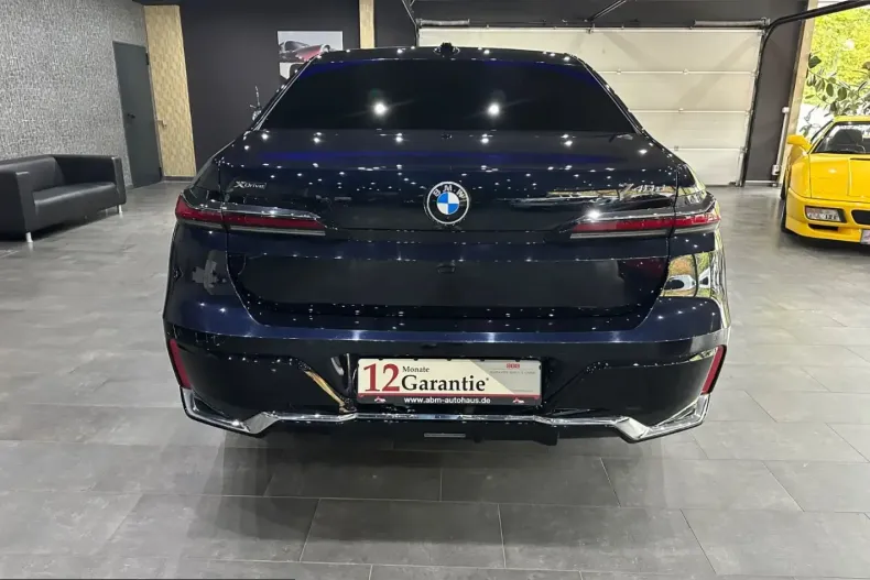 BMW 740 (Seria 7) din 2025 cu 15.000 km - oferta BMW266279 - foto 5