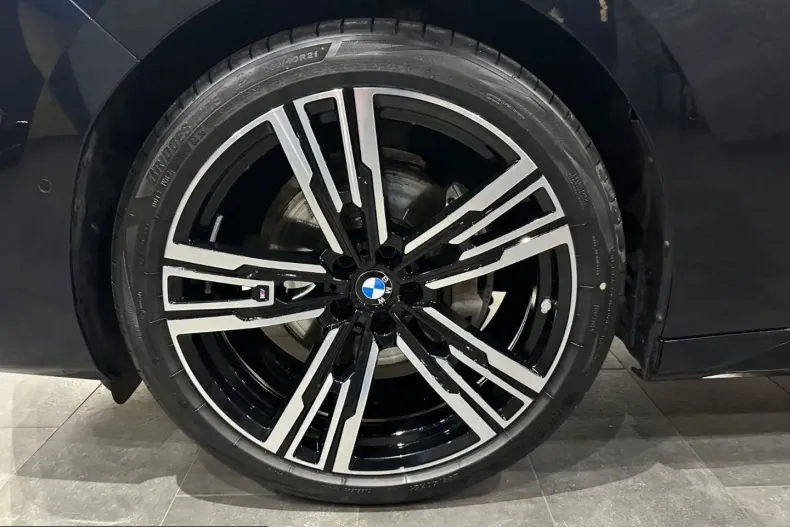 BMW 740 (Seria 7) din 2025 cu 15.000 km - oferta BMW266279 - foto 33