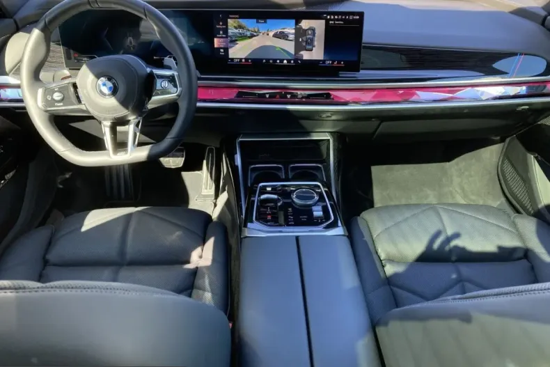 BMW 740 (Seria 7) din 2025 cu 13.350 km - oferta BMW266280 - foto 7