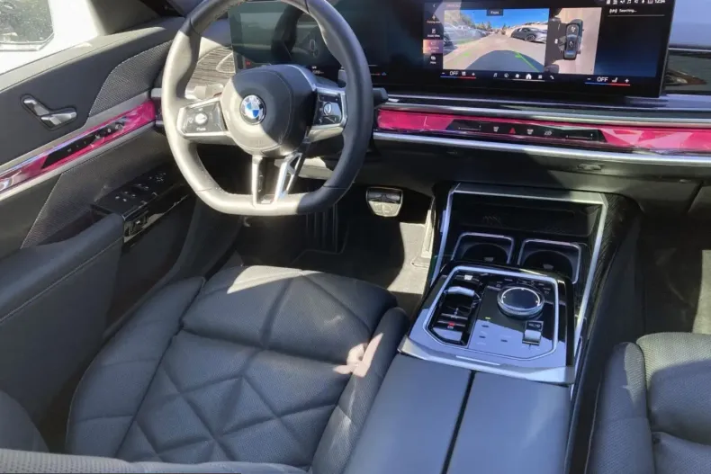 BMW 740 (Seria 7) din 2025 cu 13.350 km - oferta BMW266280 - foto 8