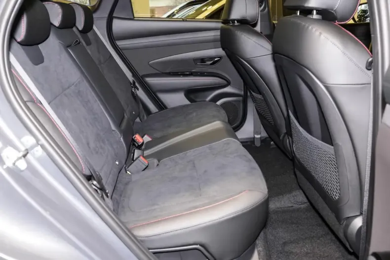 Hyundai Tucson din 2025 cu 8.679 km - oferta HYU266288 - foto 12