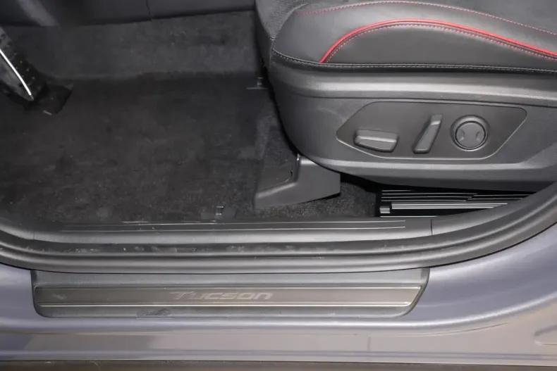 Hyundai Tucson din 2025 cu 8.679 km - oferta HYU266288 - foto 18