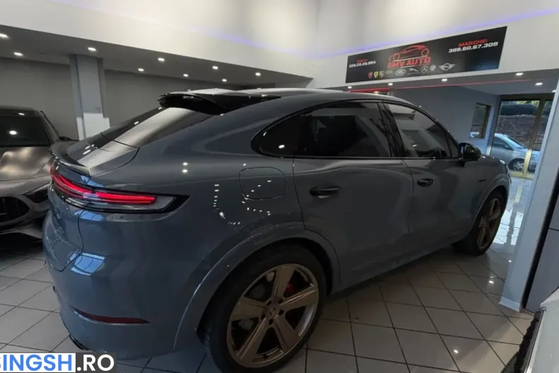 Porsche Cayenne din 2024 cu 11.123 km - oferta POR266303 - foto 14