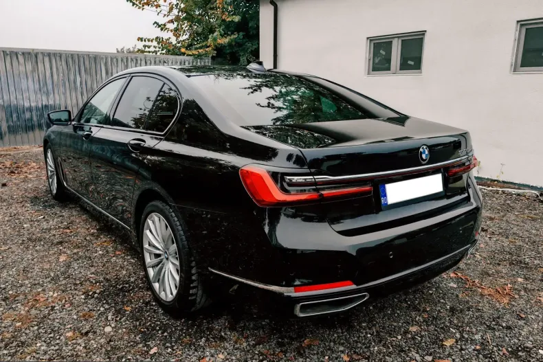 BMW 730 (Seria 7) din 2021 cu 111.744 km - oferta BMW266306 - foto 3