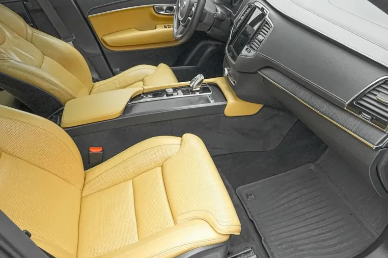 Volvo XC90 din 2022 cu 110.000 km - oferta VOL266318 - foto 5
