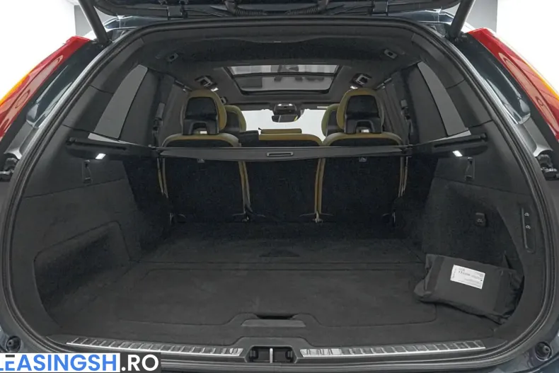 Volvo XC90 din 2022 cu 110.000 km - oferta VOL266318 - foto 24