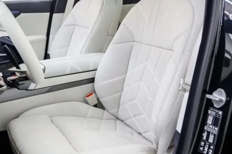 BMW 740 (Seria 7) din 2026 cu 15 km - oferta BMW266320 - foto 6