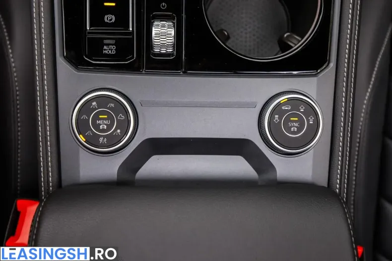 Volkswagen Touareg din 2024 cu 71.400 km - oferta VOL266321 - foto 27