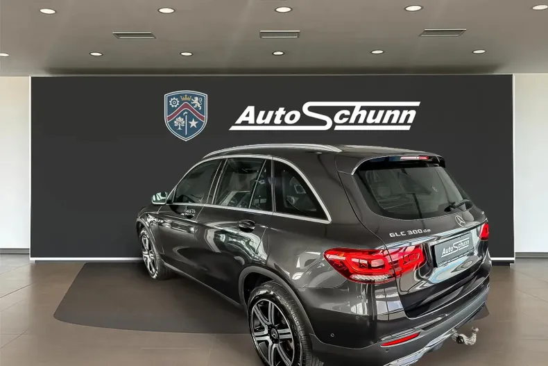 Mercedes-Benz GLC 300 (Clasa GLC) din 2021 cu 128.500 km - oferta MER266331 - foto 8