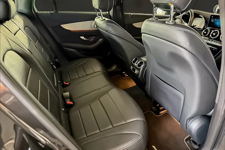 Mercedes-Benz GLC 300 (Clasa GLC) din 2021 cu 128.500 km - oferta MER266331 - foto 10