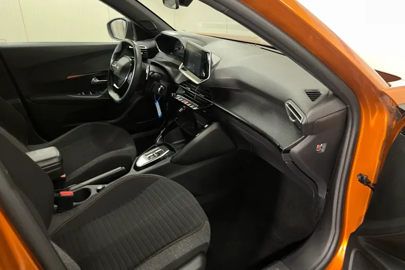 Peugeot 2008 din 2023 cu 79.538 km - oferta PEU266336 - foto 9