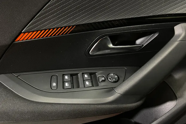 Peugeot 2008 din 2023 cu 79.538 km - oferta PEU266336 - foto 23