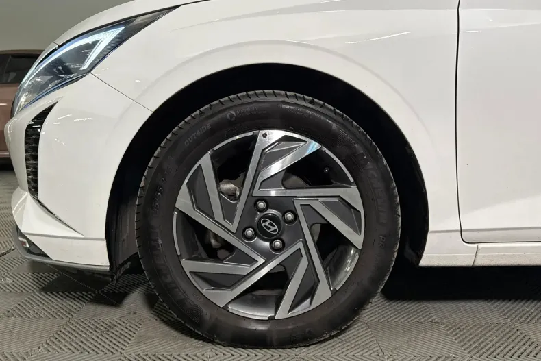 Hyundai i20 din 2024 cu 38.577 km - oferta HYU266378 - foto 13
