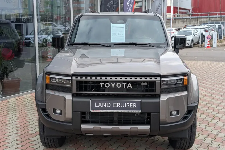 Toyota Land Cruiser din 2026 cu 4 km - oferta TOY266382 - foto 2