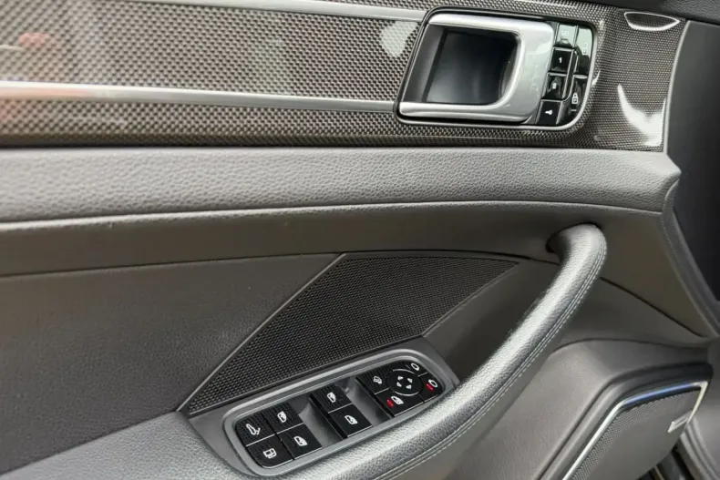 Porsche Panamera din 2021 cu 74.565 km - oferta POR266757 - foto 7