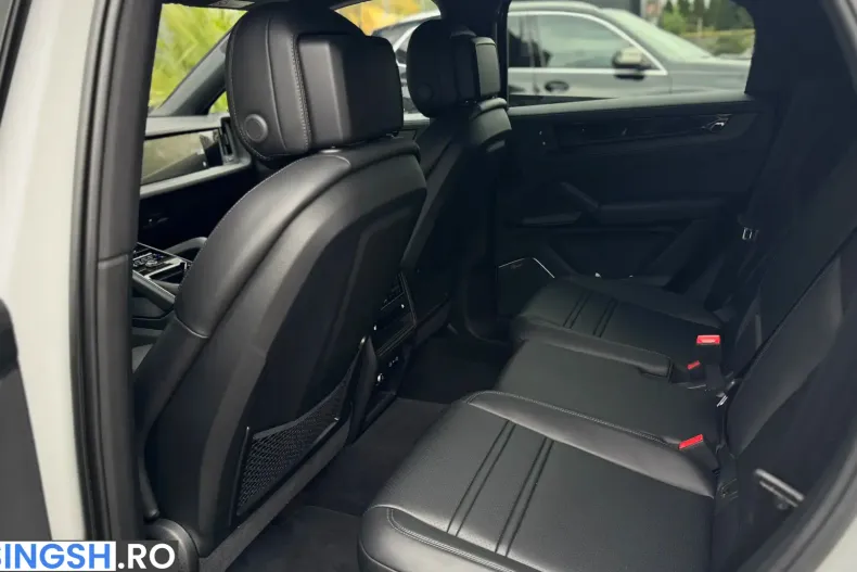 Porsche Cayenne din 2026 cu 6.900 km - oferta POR266770 - foto 25