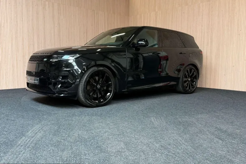 Land Rover Range Rover Sport din 2024 cu 82.000 km - oferta LAN266782 - foto 1