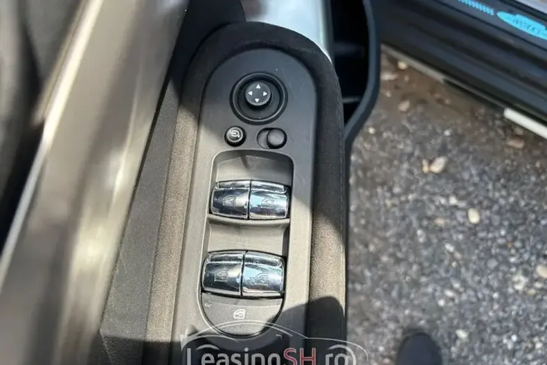 MINI Countryman din 2021 cu 78.851 km - oferta MIN102557 - foto 7