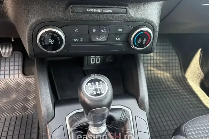 Ford Focus din 2021 cu 126.388 km - oferta FOR95714 - foto 3