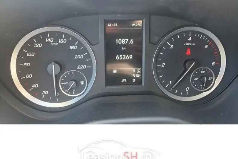 Mercedes-Benz Vito din 2023 cu 65.300 km - oferta MER95993 - foto 6