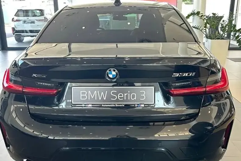 BMW 330i din 2025 cu 1 km - oferta BMW102129 - foto 4