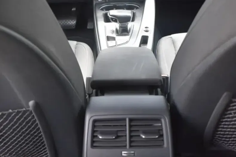 Audi A4 din 2021 cu 72.217 km - oferta AUD101978 - foto 26