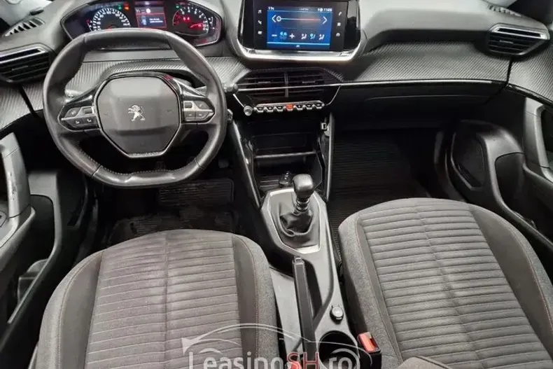 Peugeot 2008 din 2021 cu 136.000 km - oferta PEU93500 - foto 3