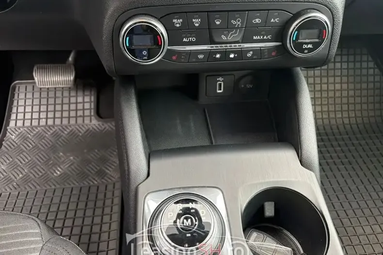 Ford Focus din 2019 cu 64.821 km - oferta FOR102928 - foto 6