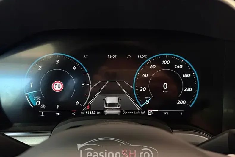 Volkswagen Touareg din 2024 cu 54.000 km - oferta VOL93771 - foto 6