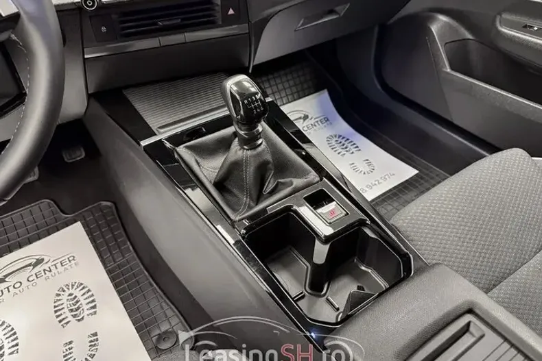 Opel Astra din 2024 cu 32.000 km - oferta OPE101169 - foto 33