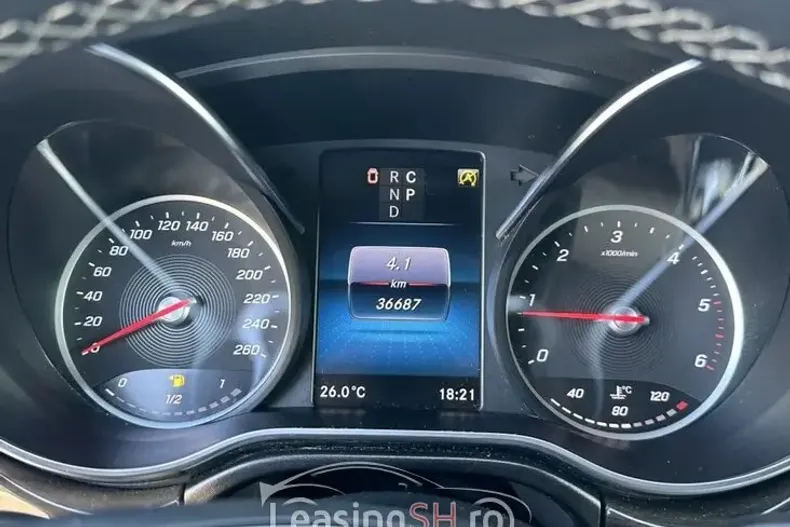 Mercedes-Benz 300 din 2023 cu 36.680 km - oferta MER98918 - foto 6