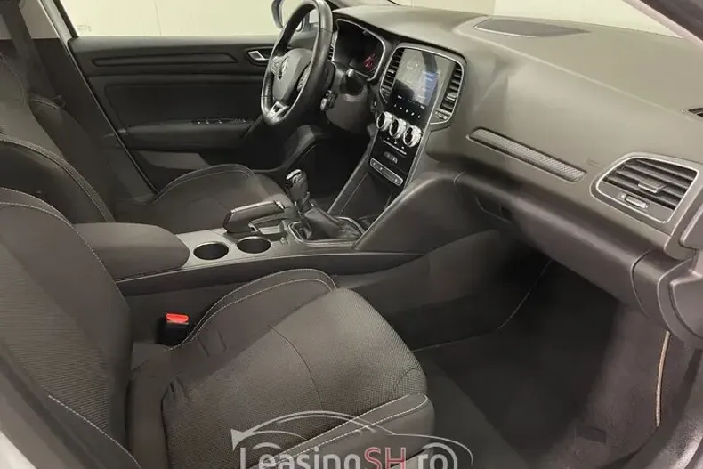 Renault Megane din 2023 cu 58.373 km - oferta REN102975 - foto 4