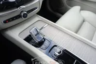 Volvo XC60 din 2022 cu 72.390 km - oferta VOL95920 - foto 8