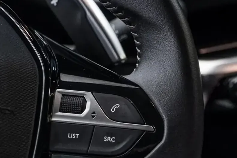 Peugeot 3008 din 2021 cu 173.000 km - oferta PEU100450 - foto 40