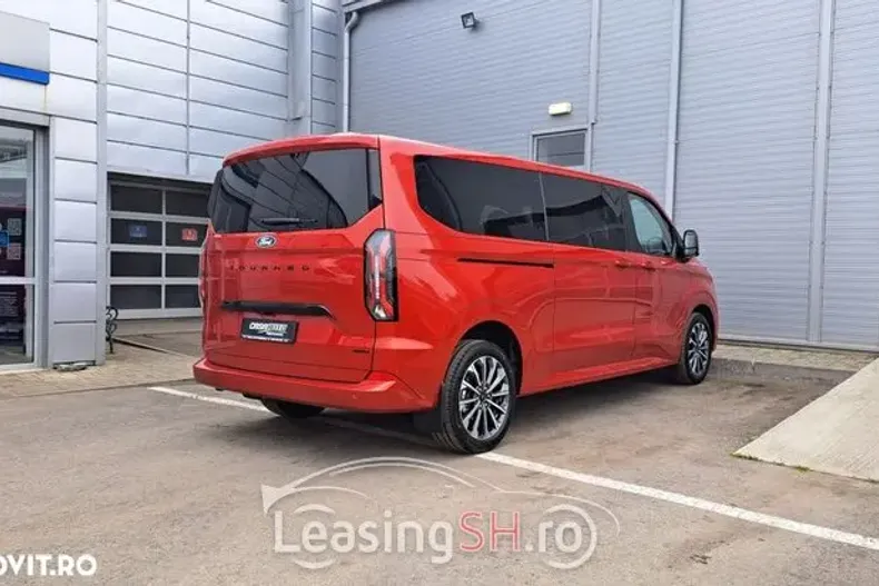 Ford Tourneo Custom din 2025 cu 1 km - oferta FOR93448 - foto 33