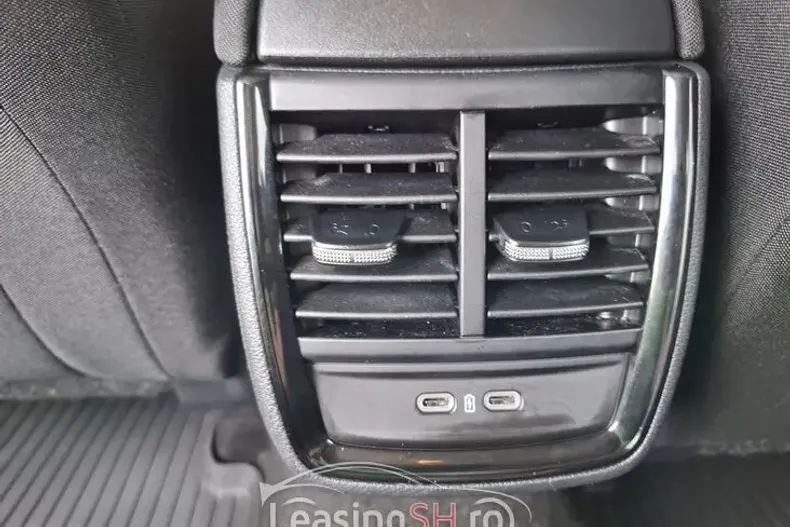 Skoda Kamiq din 2024 cu 37.462 km - oferta SKO102861 - foto 17