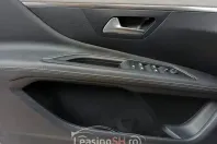 Peugeot 3008 din 2020 cu 44.155 km - oferta PEU102828 - foto 4