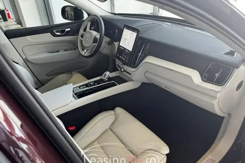 Volvo XC60 din 2025 cu 10 km - oferta VOL102131 - foto 15