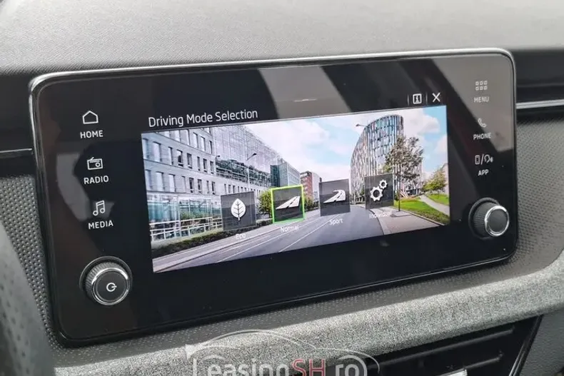 Skoda Kamiq din 2024 cu 37.462 km - oferta SKO102861 - foto 28