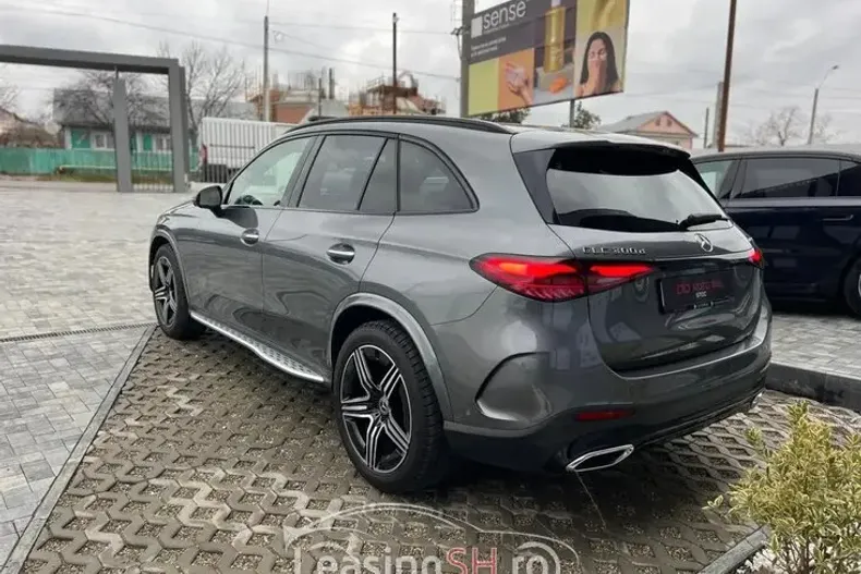 Mercedes-Benz 300 din 2023 cu 43.120 km - oferta MER96229 - foto 23