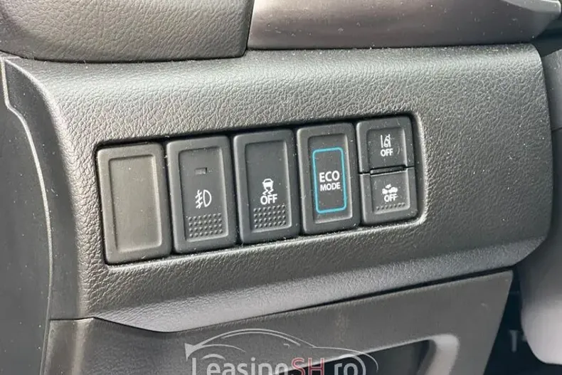 Suzuki Vitara din 2023 cu 25.000 km - oferta SUZ103174 - foto 20