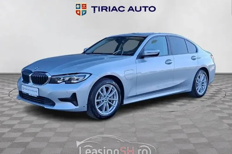 BMW 330e din 2021 cu 113.832 km - oferta BMW103070 - foto 4