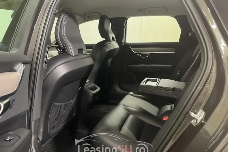 Volvo V90 din 2021 cu 103.132 km - oferta VOL101908 - foto 19