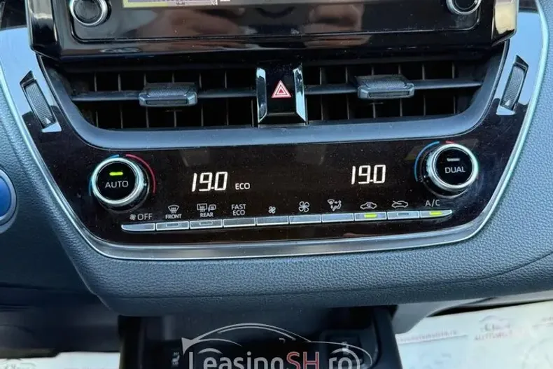 Toyota Corolla din 2020 cu 77.000 km - oferta TOY102997 - foto 24