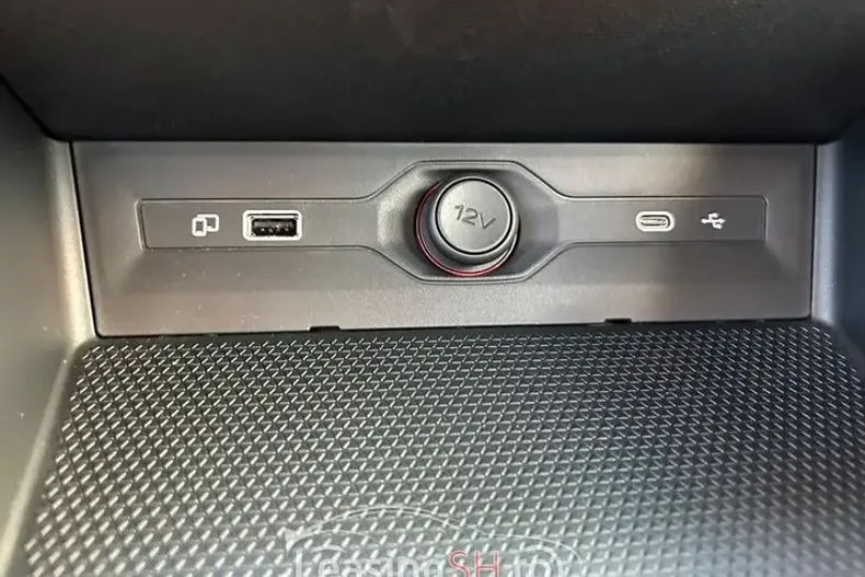 MG MG3 din 2024 cu 1.500 km - oferta MG0101561 - foto 13