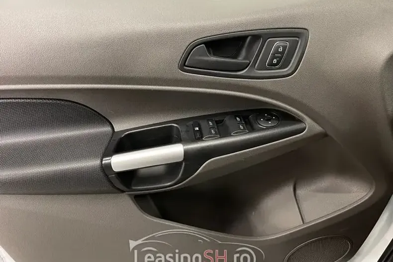 Ford Transit Connect din 2020 cu 154.806 km - oferta FOR102755 - foto 13