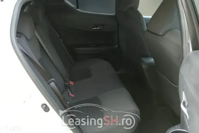 Toyota C-HR din 2020 cu 107.600 km - oferta TOY102119 - foto 6